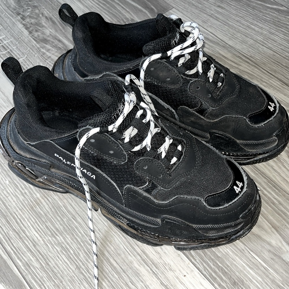 Black Balenciaga Triple S Clear Sole